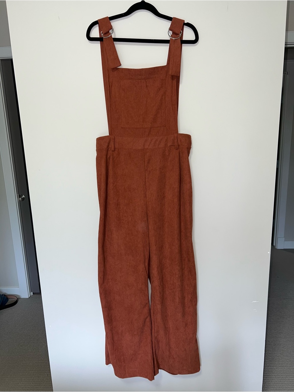 Women's Wide-Leg Suspender Jumpsuit in Deep Burgundy